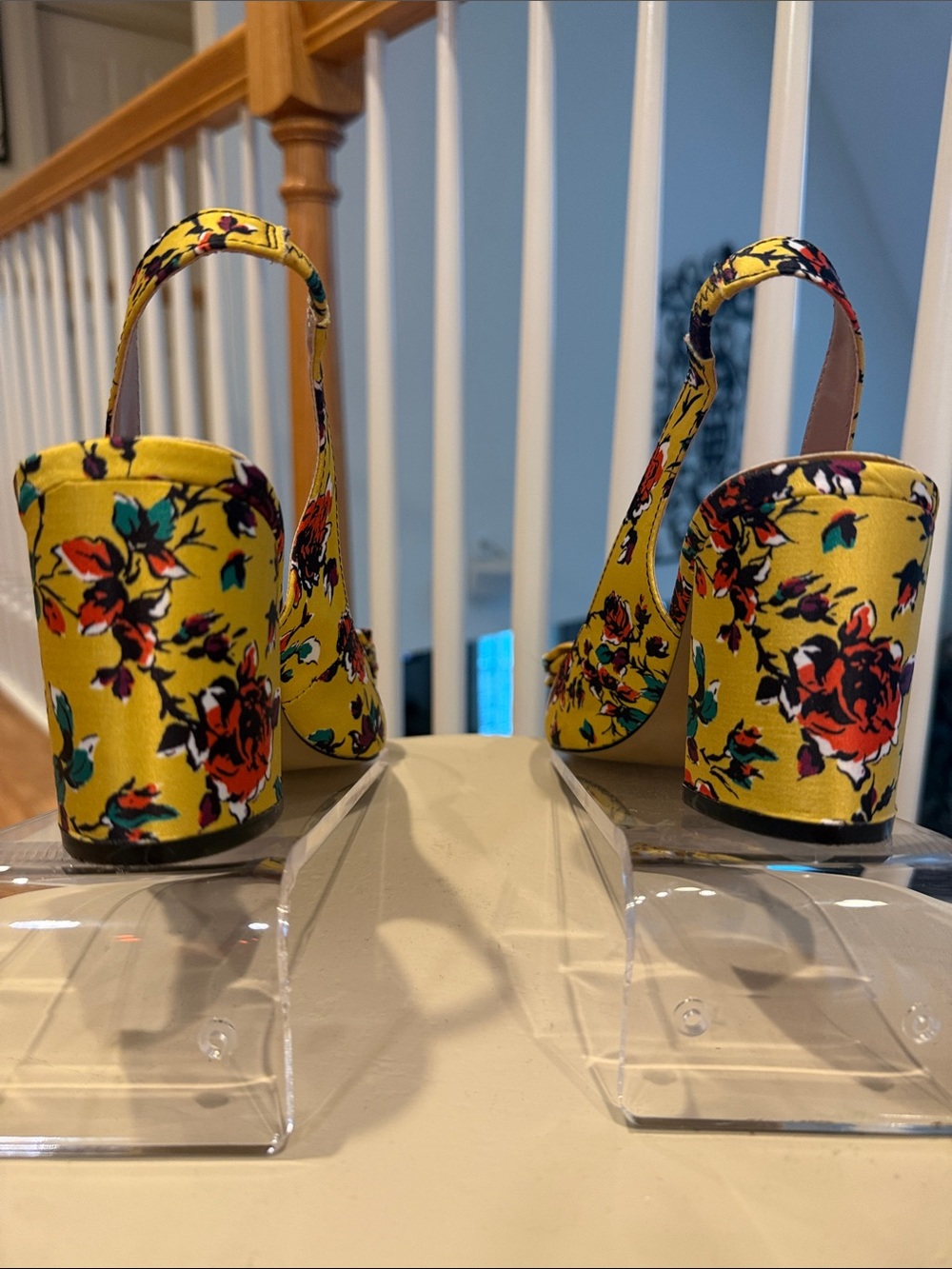 Betsey Johnson "Nettie" Yellow Floral Slingback Block Heels – Size 8 - Picture 5 of 13